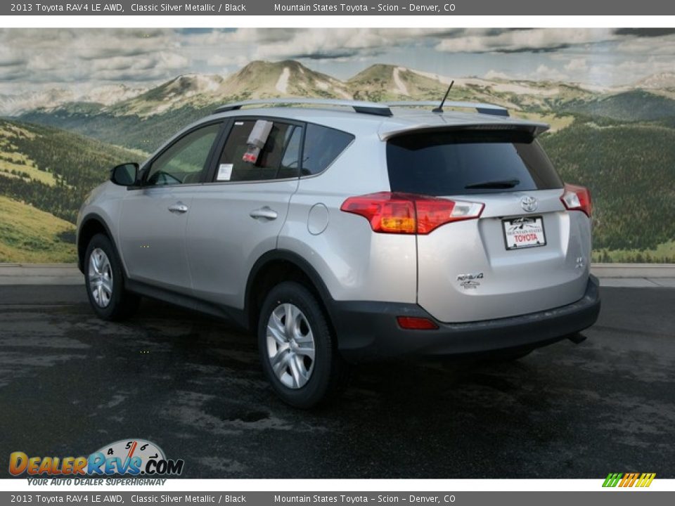 2013 Toyota RAV4 LE AWD Classic Silver Metallic / Black Photo #2