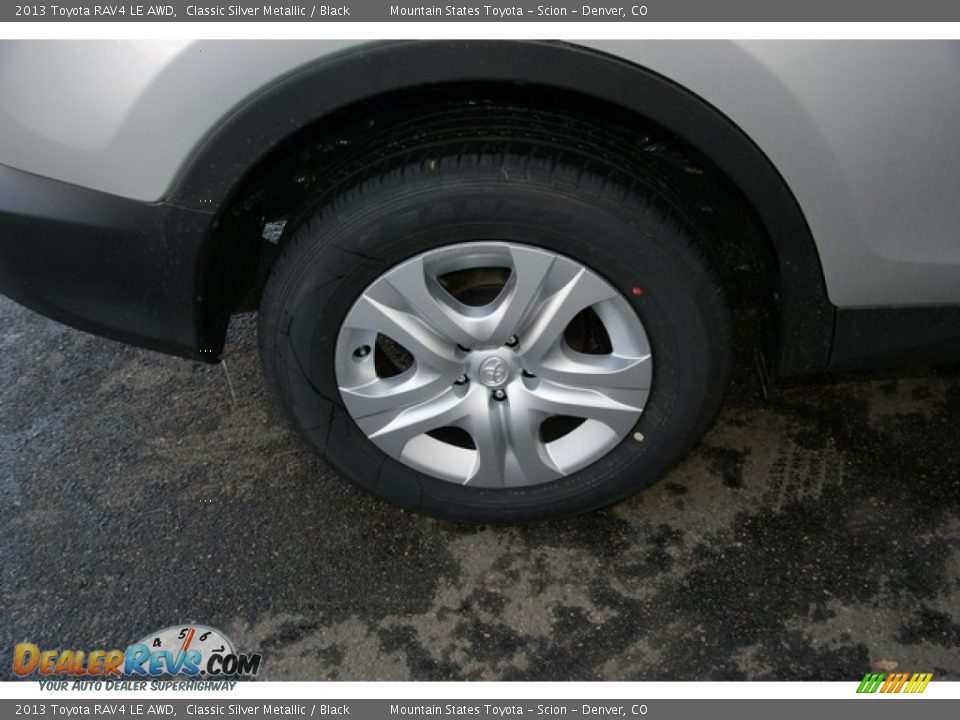 2013 Toyota RAV4 LE AWD Classic Silver Metallic / Black Photo #9