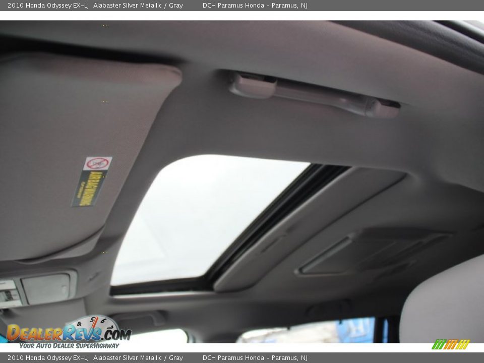 2010 Honda Odyssey EX-L Alabaster Silver Metallic / Gray Photo #17