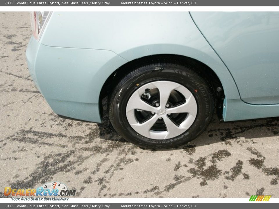 2013 Toyota Prius Three Hybrid Sea Glass Pearl / Misty Gray Photo #9