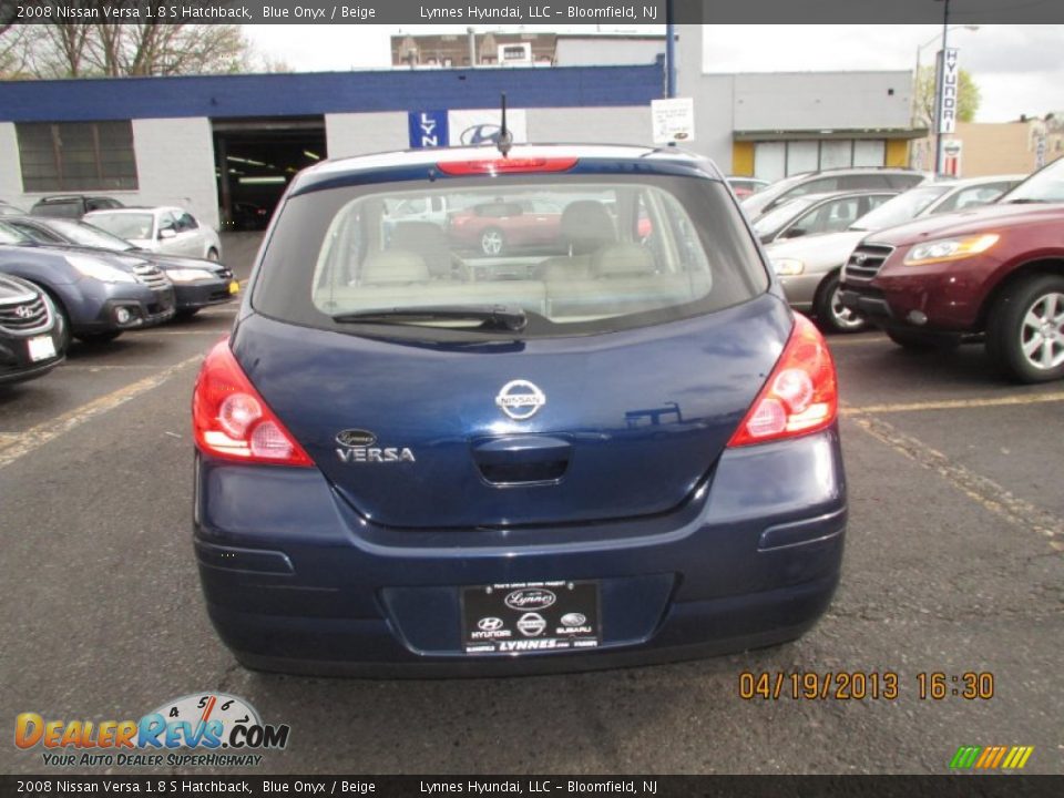 2008 Nissan Versa 1.8 S Hatchback Blue Onyx / Beige Photo #4
