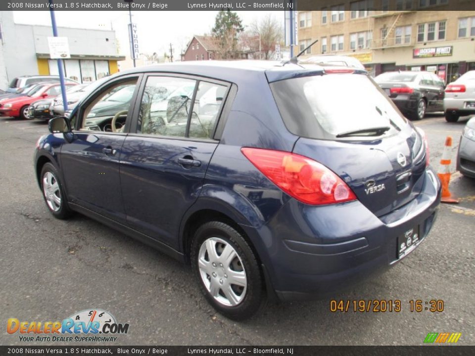 2008 Nissan Versa 1.8 S Hatchback Blue Onyx / Beige Photo #5