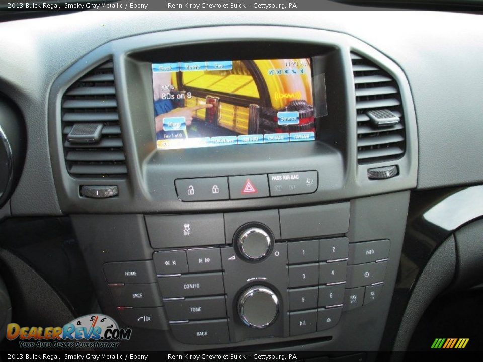 Controls of 2013 Buick Regal  Photo #8