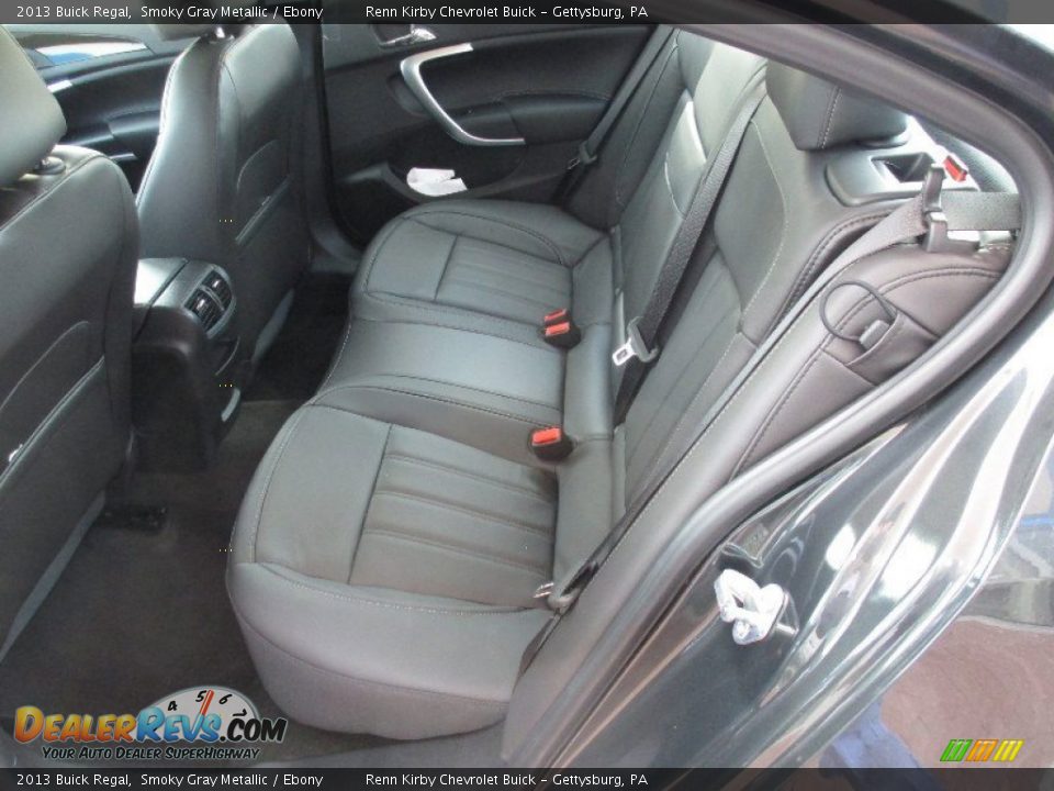 Rear Seat of 2013 Buick Regal  Photo #19