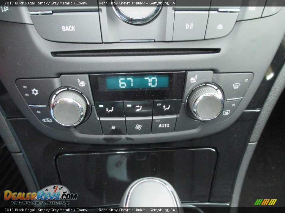 Controls of 2013 Buick Regal  Photo #24