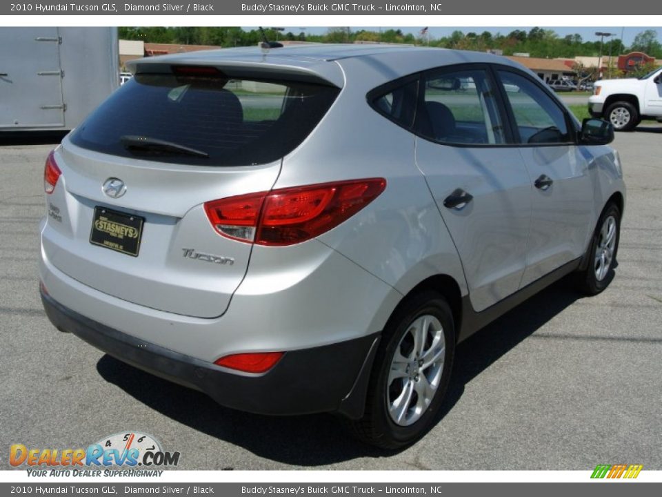 2010 Hyundai Tucson GLS Diamond Silver / Black Photo #5