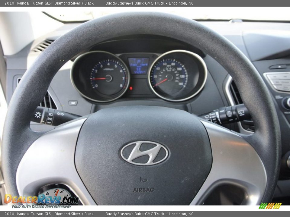2010 Hyundai Tucson GLS Diamond Silver / Black Photo #15
