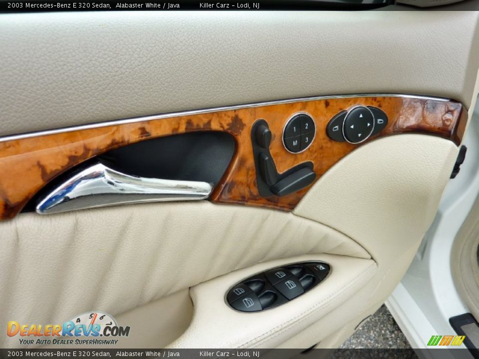 Controls of 2003 Mercedes-Benz E 320 Sedan Photo #12