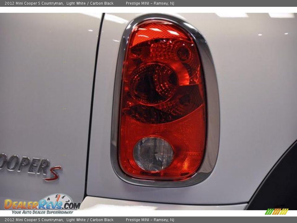 2012 Mini Cooper S Countryman Light White / Carbon Black Photo #14