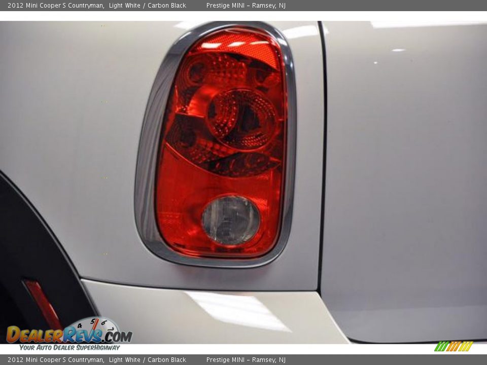 2012 Mini Cooper S Countryman Light White / Carbon Black Photo #20