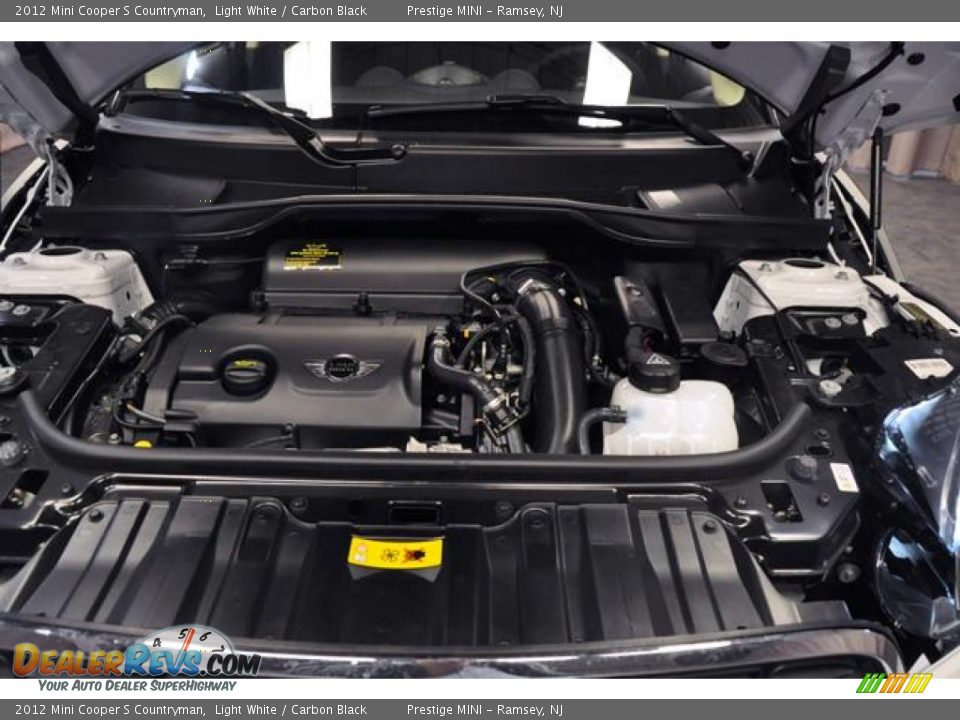 2012 Mini Cooper S Countryman Light White / Carbon Black Photo #29