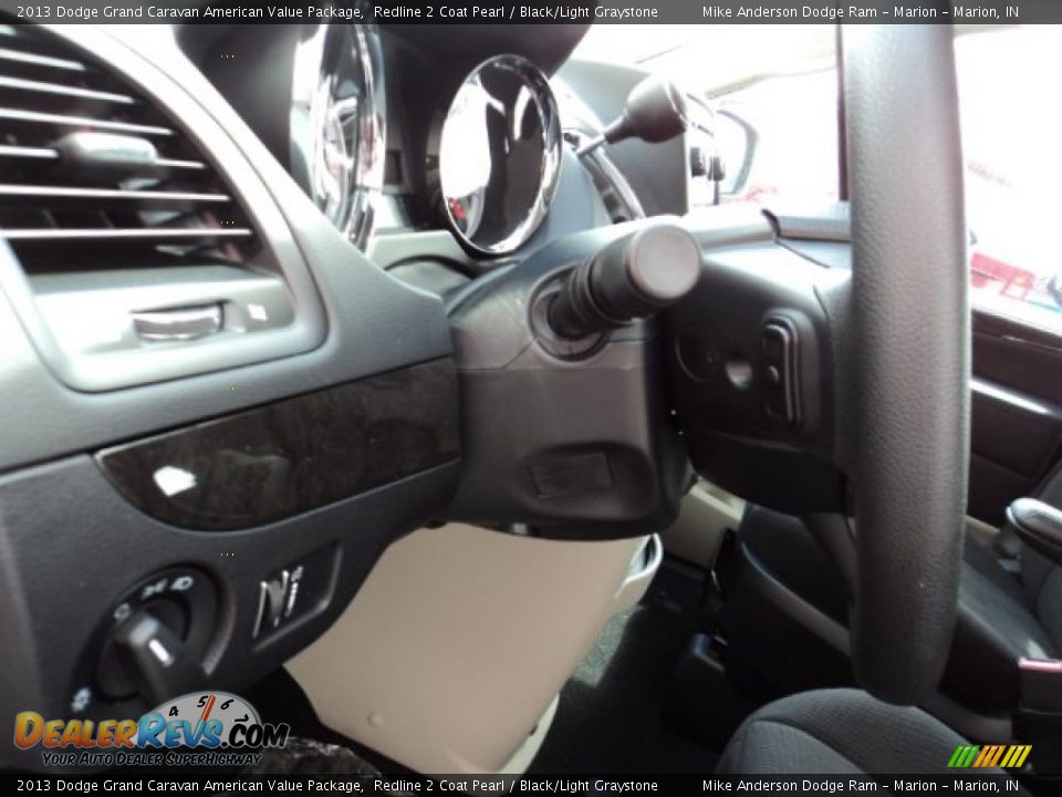 2013 Dodge Grand Caravan American Value Package Redline 2 Coat Pearl / Black/Light Graystone Photo #12