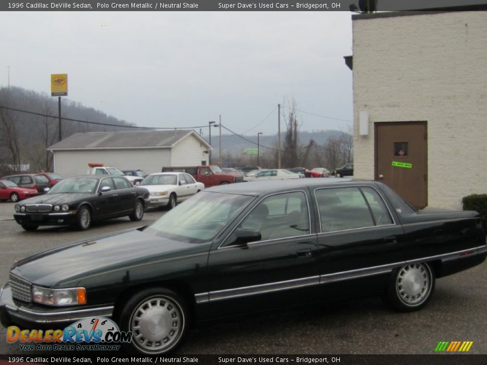 1996 Cadillac DeVille Sedan Polo Green Metallic / Neutral Shale Photo #8