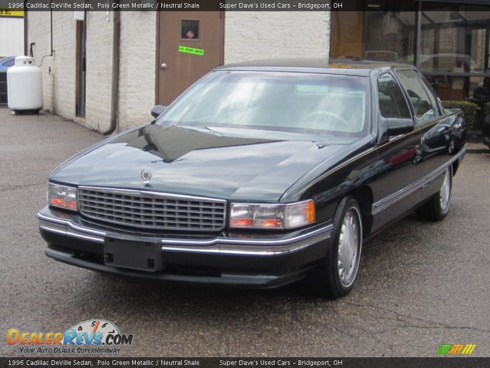 1996 Cadillac DeVille Sedan Polo Green Metallic / Neutral Shale Photo #10