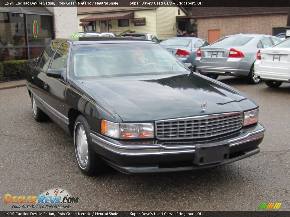 1996 Cadillac DeVille Sedan Polo Green Metallic / Neutral Shale Photo #12