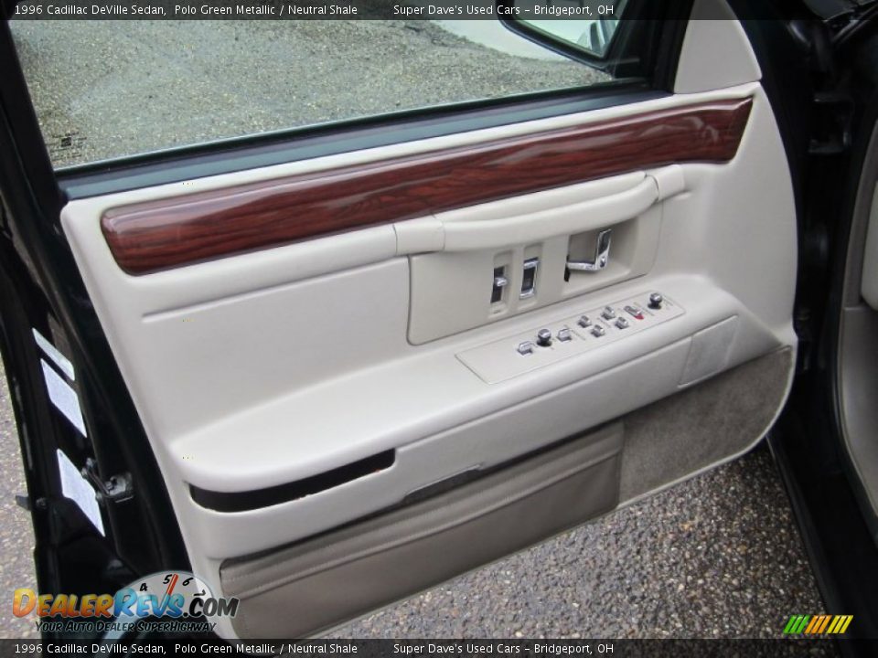 Door Panel of 1996 Cadillac DeVille Sedan Photo #14