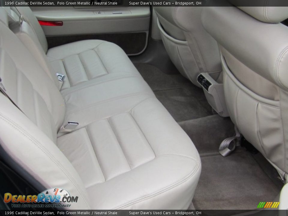 Rear Seat of 1996 Cadillac DeVille Sedan Photo #17