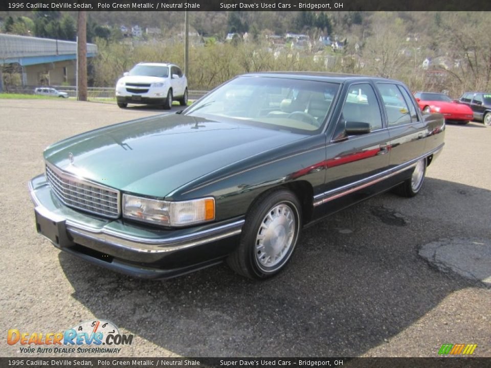 1996 Cadillac DeVille Sedan Polo Green Metallic / Neutral Shale Photo #26