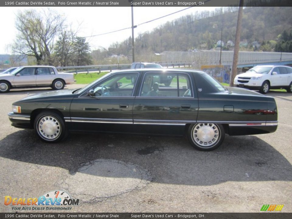 1996 Cadillac DeVille Sedan Polo Green Metallic / Neutral Shale Photo #28