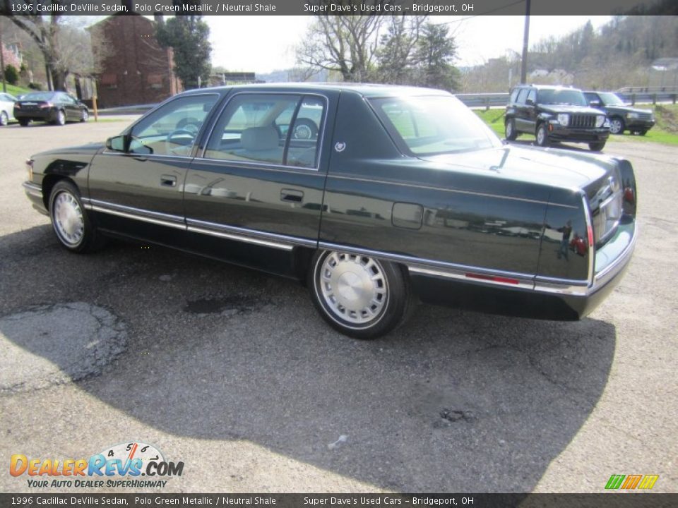 1996 Cadillac DeVille Sedan Polo Green Metallic / Neutral Shale Photo #29