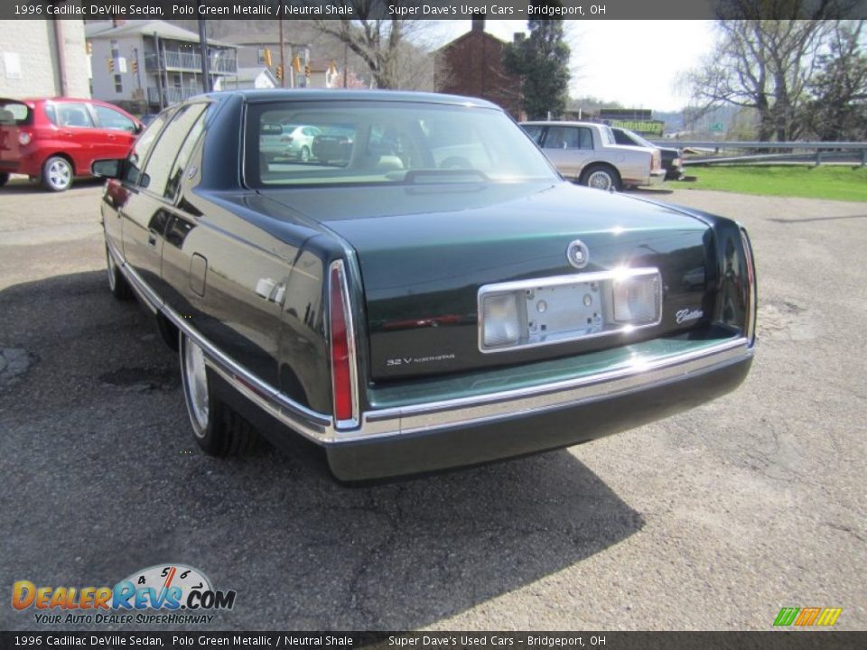 1996 Cadillac DeVille Sedan Polo Green Metallic / Neutral Shale Photo #30