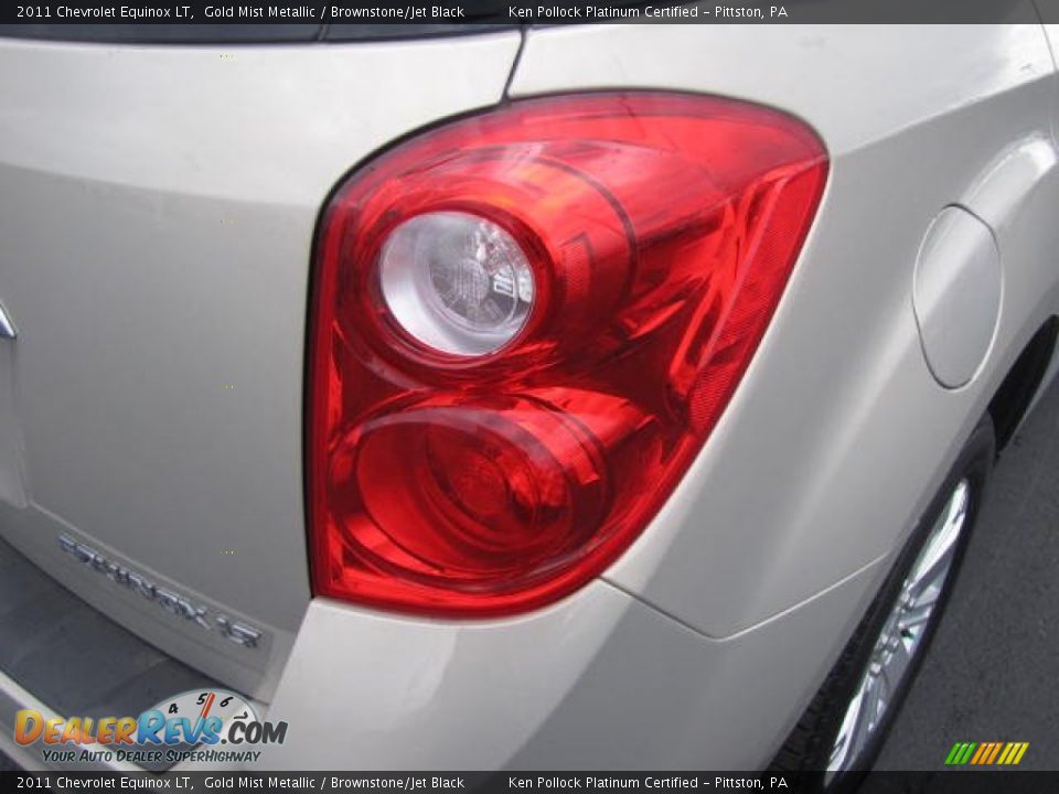 2011 Chevrolet Equinox LT Gold Mist Metallic / Brownstone/Jet Black Photo #11