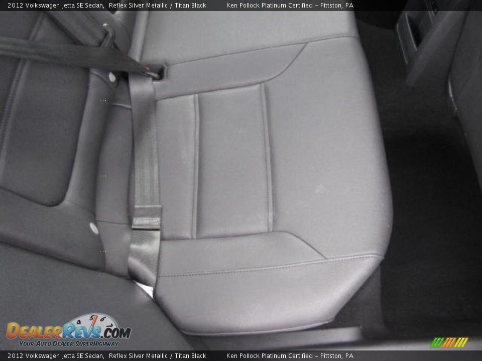 2012 Volkswagen Jetta SE Sedan Reflex Silver Metallic / Titan Black Photo #24