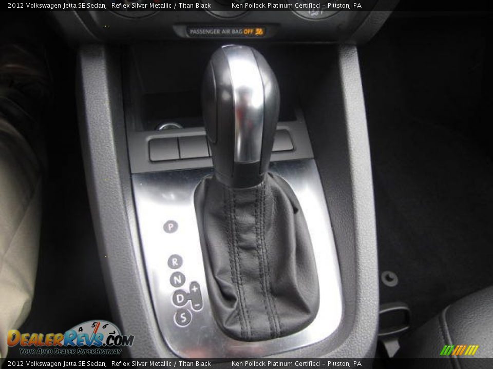 2012 Volkswagen Jetta SE Sedan Reflex Silver Metallic / Titan Black Photo #35