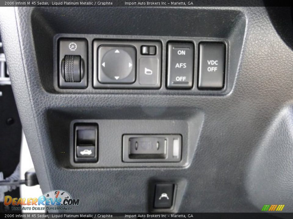 2006 Infiniti M 45 Sedan Liquid Platinum Metallic / Graphite Photo #32