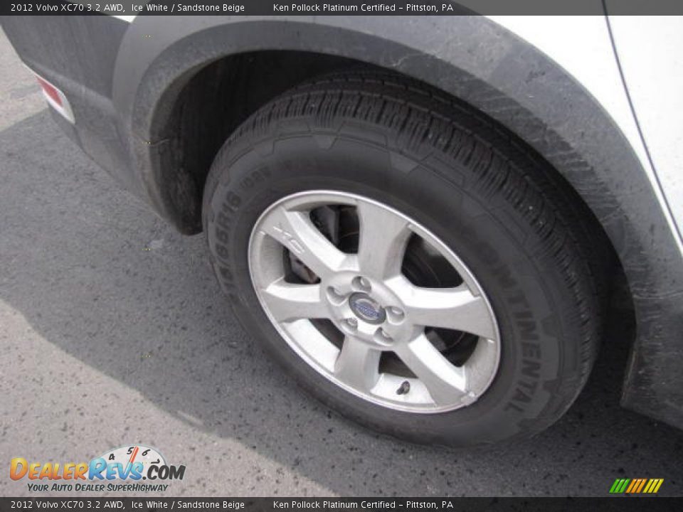 2012 Volvo XC70 3.2 AWD Ice White / Sandstone Beige Photo #15