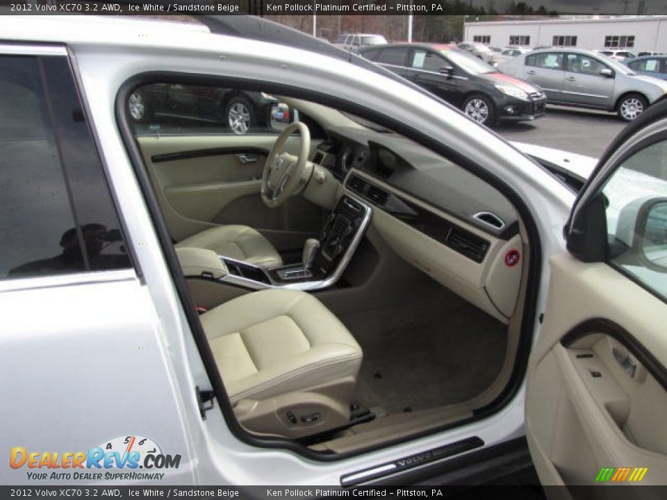 2012 Volvo XC70 3.2 AWD Ice White / Sandstone Beige Photo #19