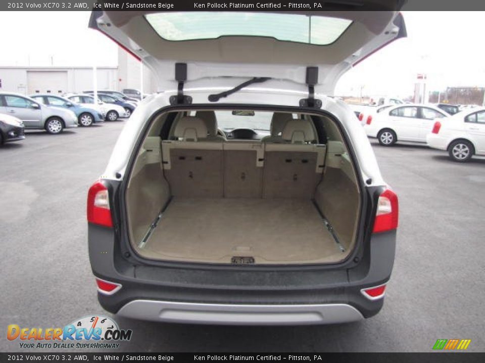 2012 Volvo XC70 3.2 AWD Ice White / Sandstone Beige Photo #28