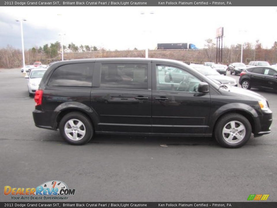 2013 Dodge Grand Caravan SXT Brilliant Black Crystal Pearl / Black/Light Graystone Photo #4