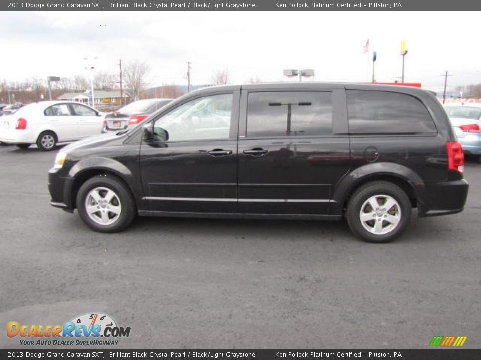 2013 Dodge Grand Caravan SXT Brilliant Black Crystal Pearl / Black/Light Graystone Photo #8