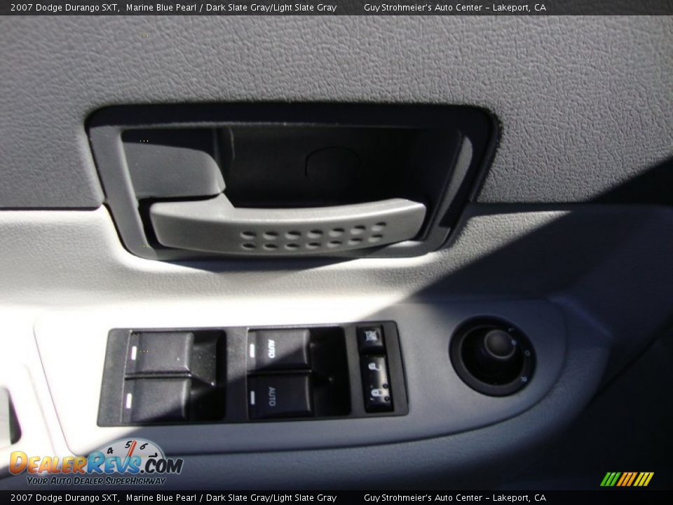 2007 Dodge Durango SXT Marine Blue Pearl / Dark Slate Gray/Light Slate Gray Photo #10