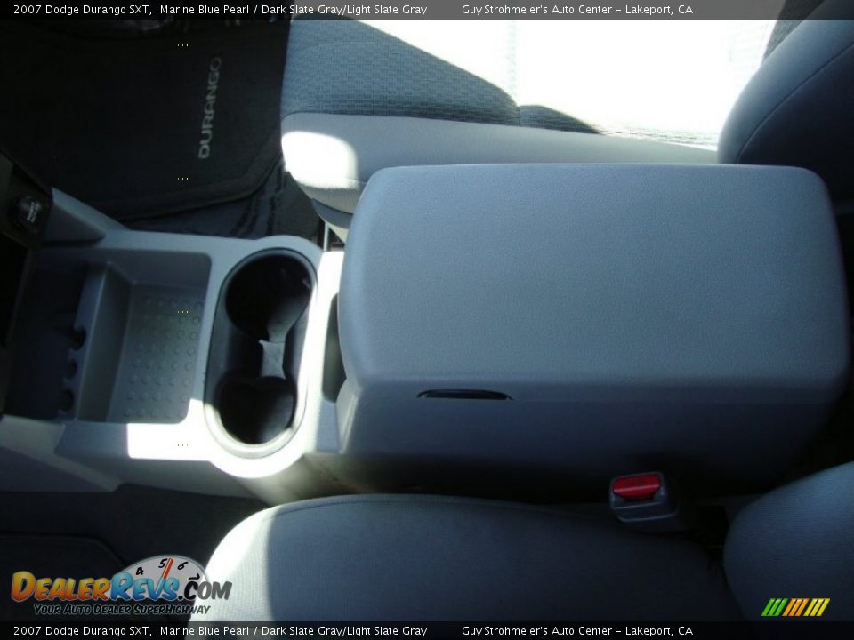 2007 Dodge Durango SXT Marine Blue Pearl / Dark Slate Gray/Light Slate Gray Photo #18