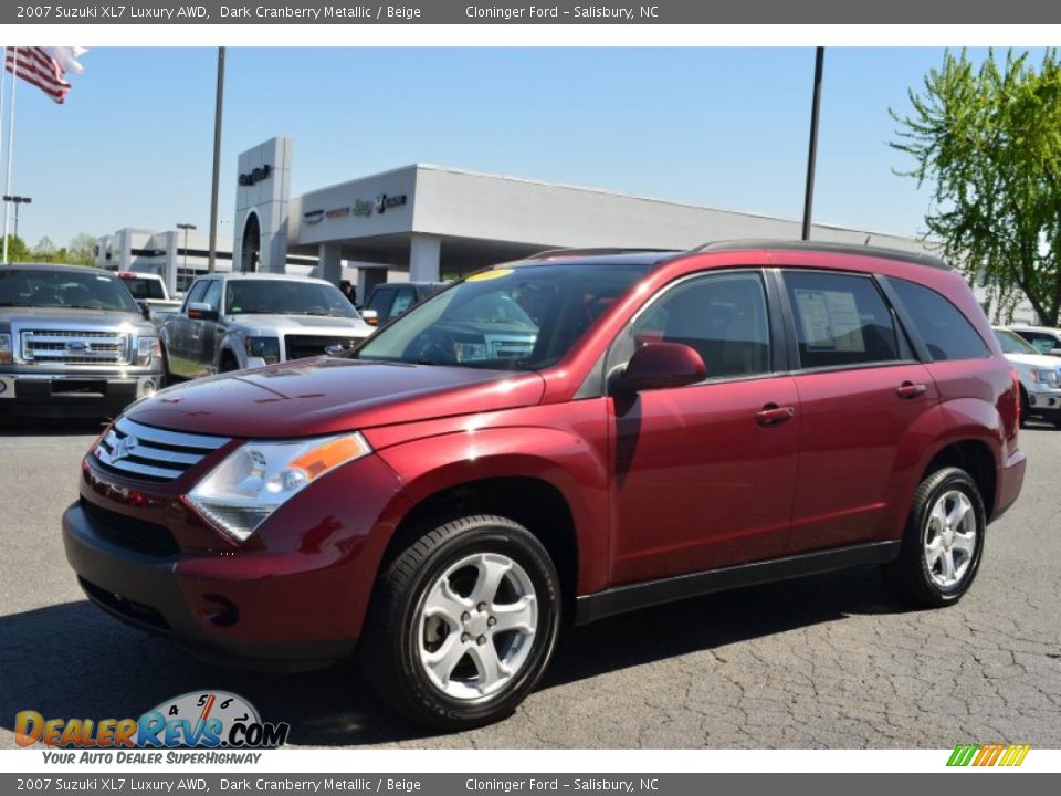 Front 3/4 View of 2007 Suzuki XL7 Luxury AWD Photo #6