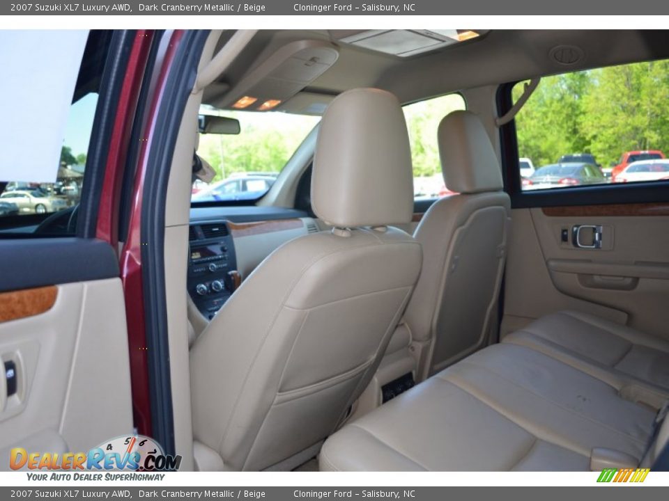 2007 Suzuki XL7 Luxury AWD Dark Cranberry Metallic / Beige Photo #11