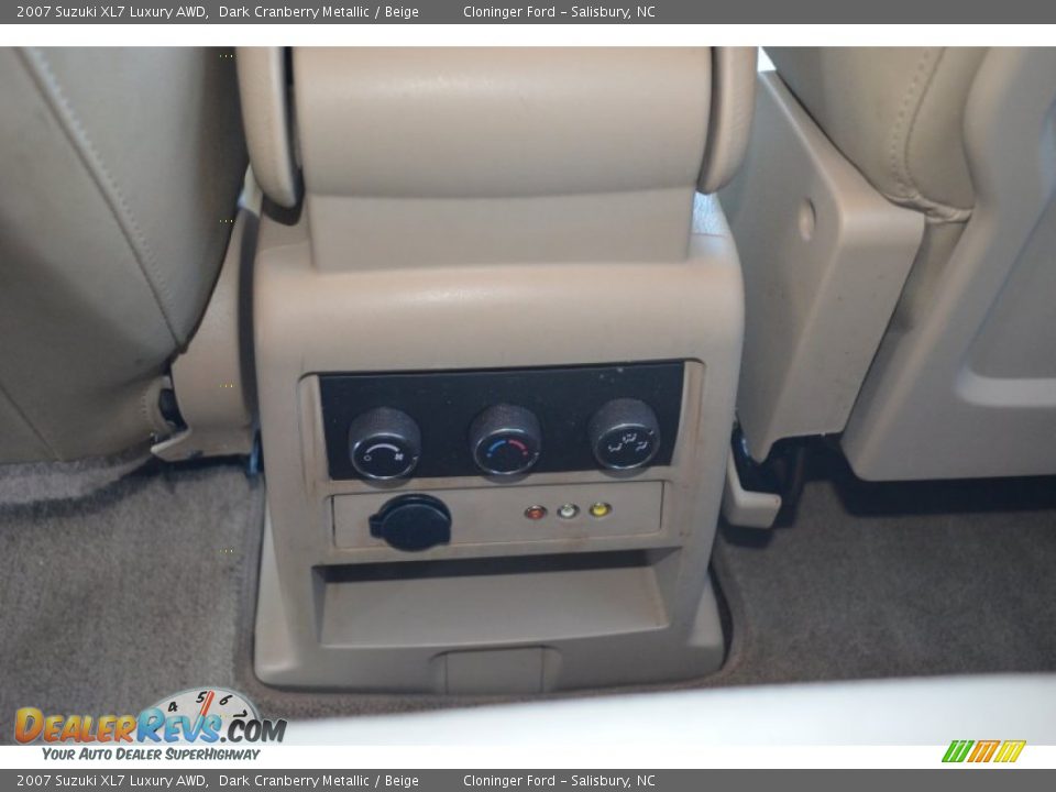 2007 Suzuki XL7 Luxury AWD Dark Cranberry Metallic / Beige Photo #21