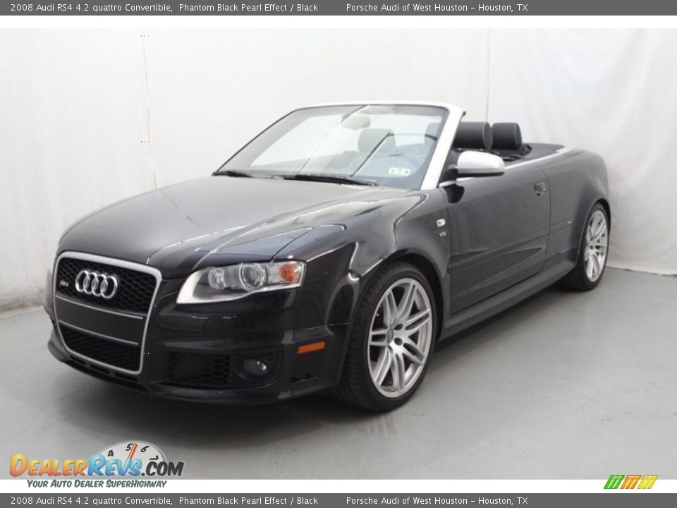 Front 3/4 View of 2008 Audi RS4 4.2 quattro Convertible Photo #15