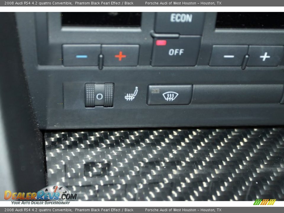 Controls of 2008 Audi RS4 4.2 quattro Convertible Photo #30