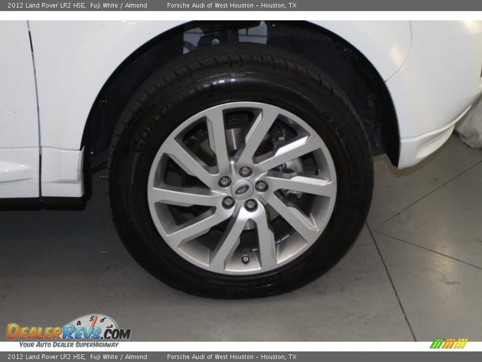 2012 Land Rover LR2 HSE Fuji White / Almond Photo #4