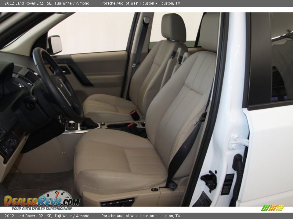2012 Land Rover LR2 HSE Fuji White / Almond Photo #19