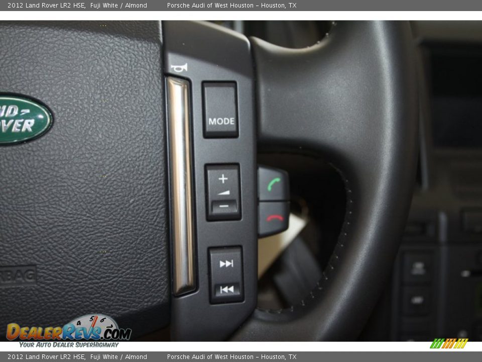 2012 Land Rover LR2 HSE Fuji White / Almond Photo #36