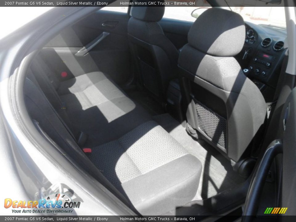 2007 Pontiac G6 V6 Sedan Liquid Silver Metallic / Ebony Photo #19
