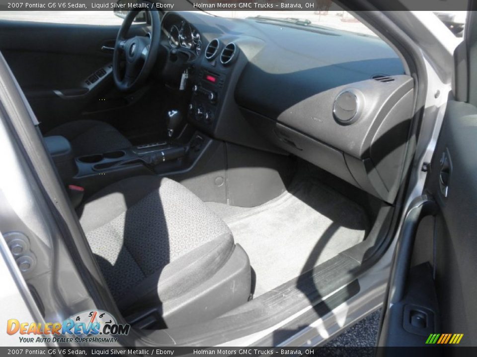 2007 Pontiac G6 V6 Sedan Liquid Silver Metallic / Ebony Photo #20