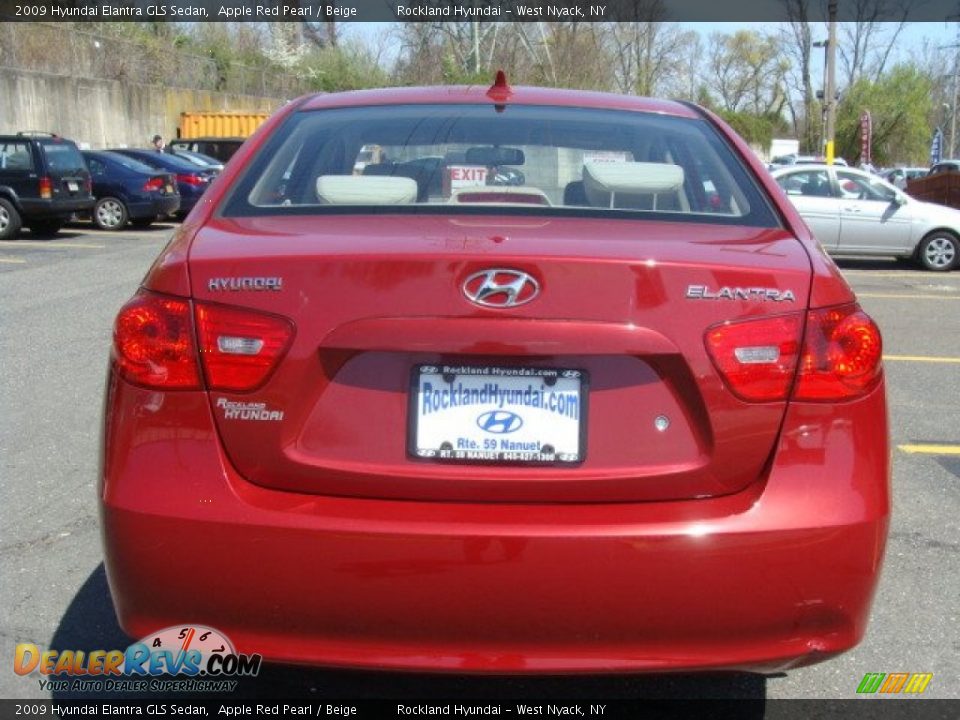 2009 Hyundai Elantra GLS Sedan Apple Red Pearl / Beige Photo #5