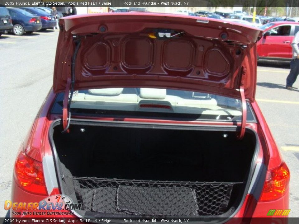 2009 Hyundai Elantra GLS Sedan Apple Red Pearl / Beige Photo #19