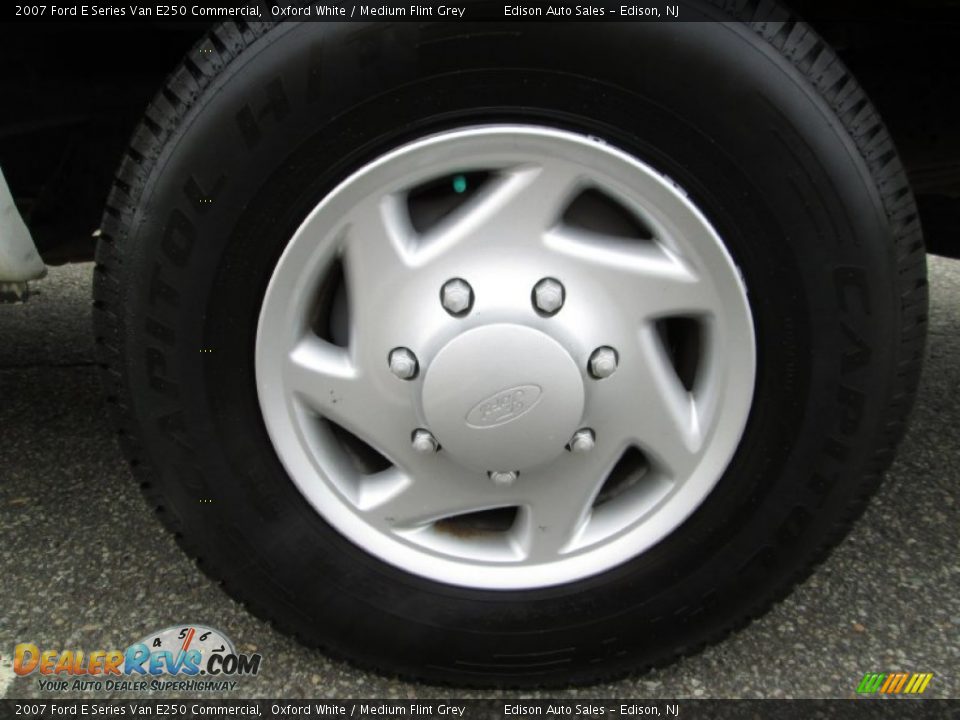 2007 Ford E Series Van E250 Commercial Oxford White / Medium Flint Grey Photo #24