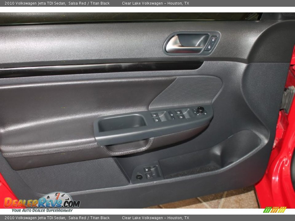 2010 Volkswagen Jetta TDI Sedan Salsa Red / Titan Black Photo #13